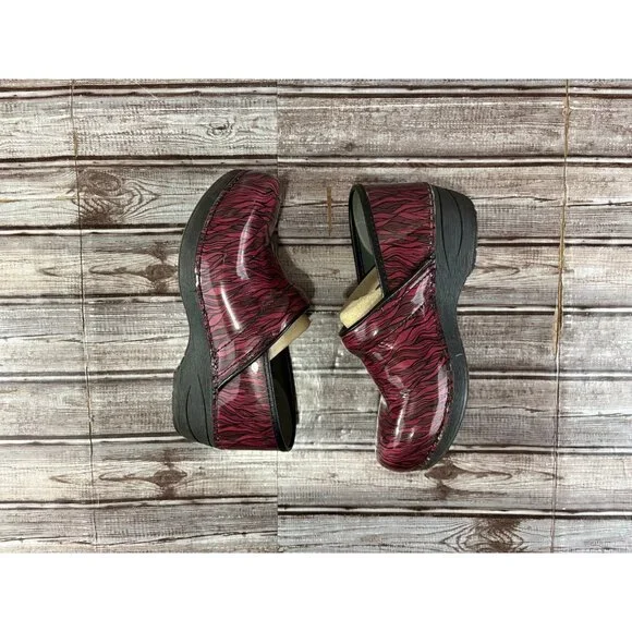 Dansko XP 2.0 Clogs Patent Leather Size 38 US 7.5 - 8 color wavy - Picture 4 of 9